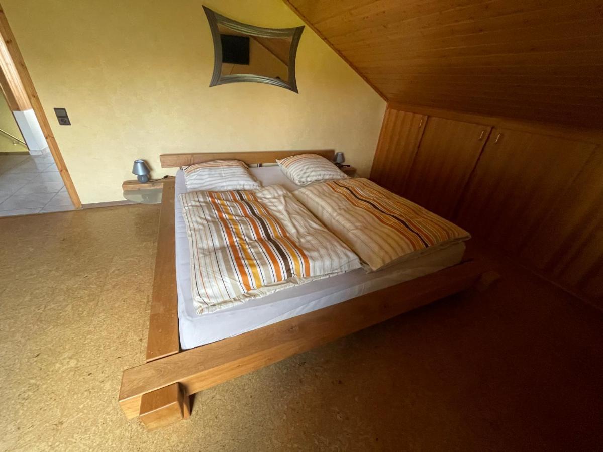 Ferienwohnung Zum Nuerburgring Munk Exterior foto